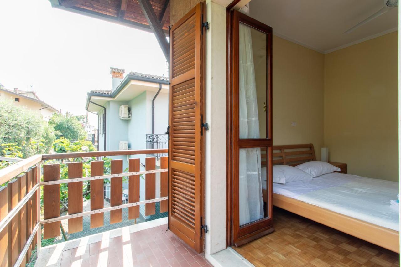 Family Home - Garda 3 Bedrooms Apartment Kültér fotó